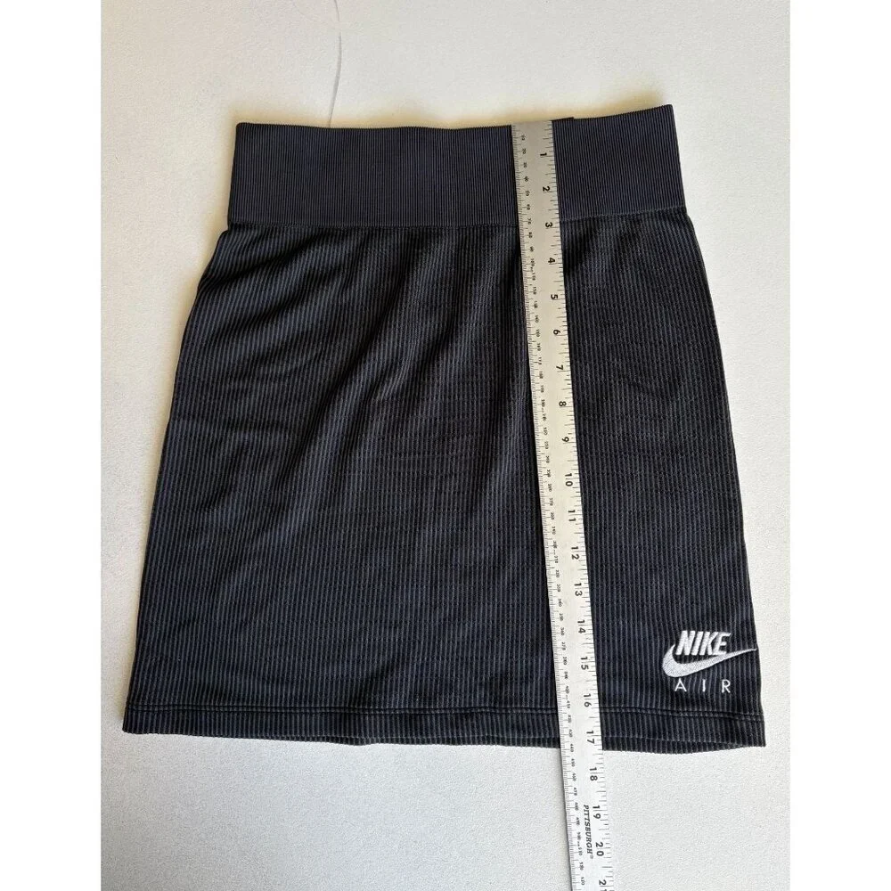 Nike Air Black Ribbed Knit High-Waisted Mini Skirt For Women Size S